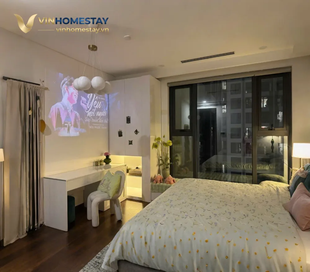 Studio trẻ trung, lãng mạn